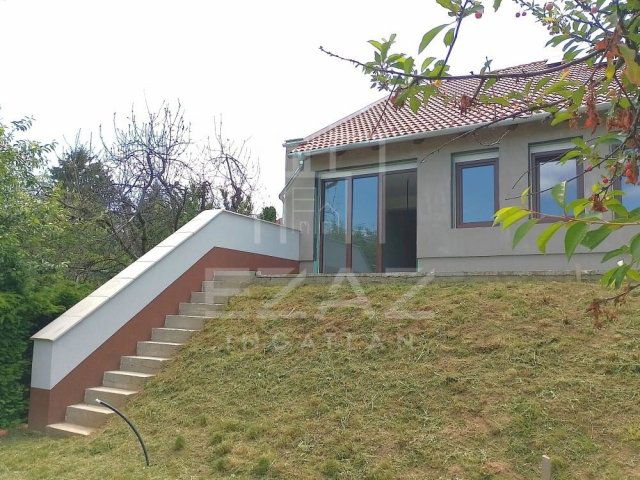 Eladó téglalakás, Pécsett 125 M Ft / költözzbe.hu