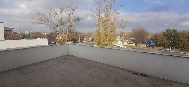 Eladó téglalakás, XV. kerületben, Szántóföld utcában