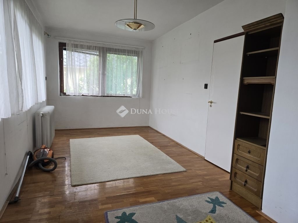 Eladó családi ház, Hosszúhetényen 89.5 M Ft, 5 szobás