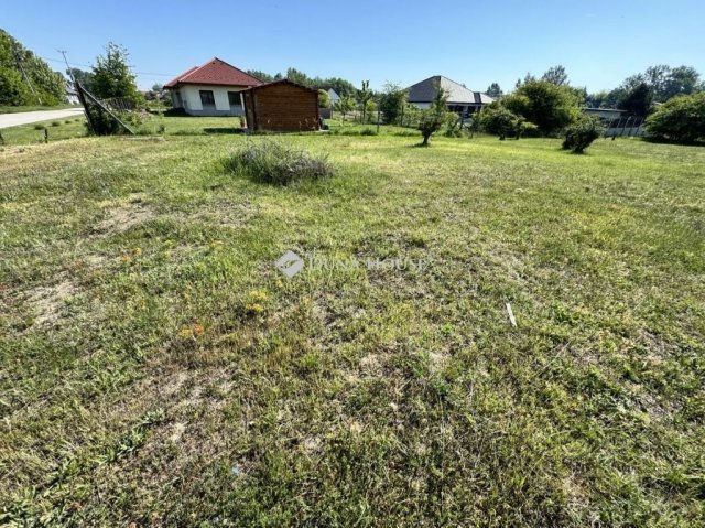 Eladó telek, Szigetmonostorban 29.9 M Ft / költözzbe.hu