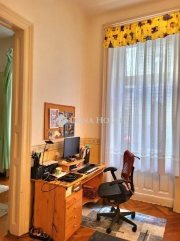 Eladó téglalakás, Budapesten, VI. kerületben 115 M Ft, 3 szobás