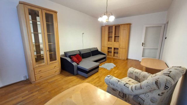 Kiadó panellakás, albérlet, Pécsett 165 E Ft / hó, 2 szobás