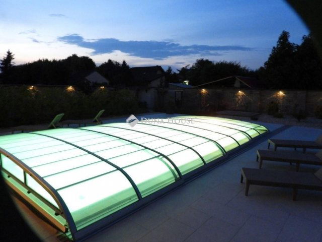 Eladó családi ház, Szatymazon 148 M Ft, 5 szobás