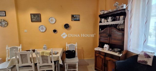 Eladó családi ház, Nagykőrösön 38.8 M Ft, 3 szobás