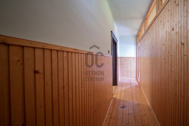 Eladó családi ház, Balatonendréden 199.9 M Ft, 5 szobás