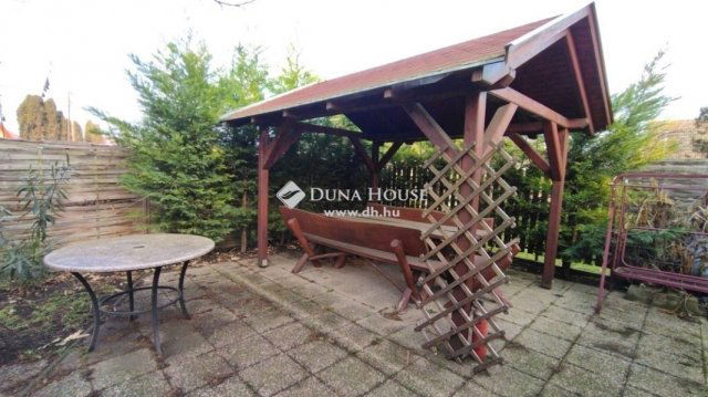 Eladó családi ház, Tóalmáson 85.9 M Ft, 5 szobás