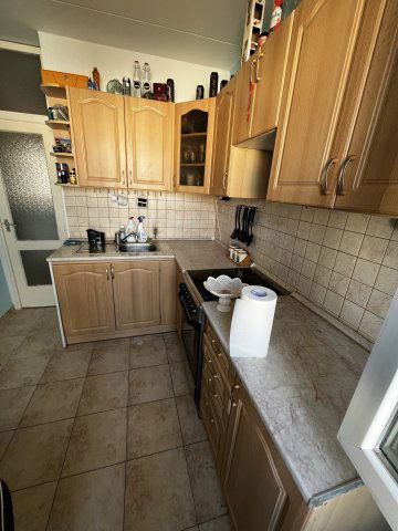 Eladó panellakás, Pécsett 48 M Ft, 2+1 szobás