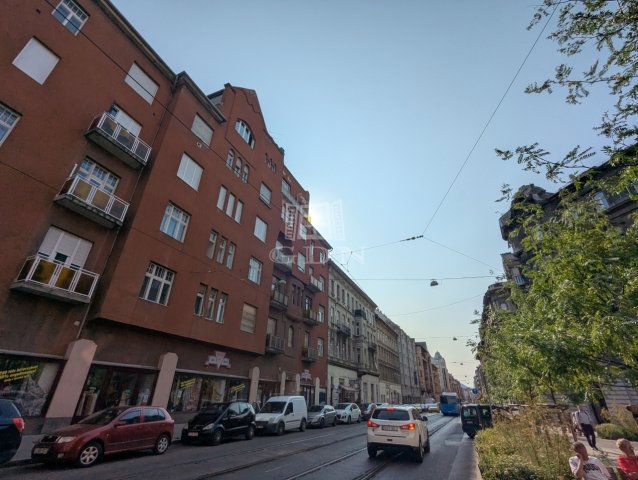 Eladó téglalakás, Budapesten, VIII. kerületben 95.9 M Ft