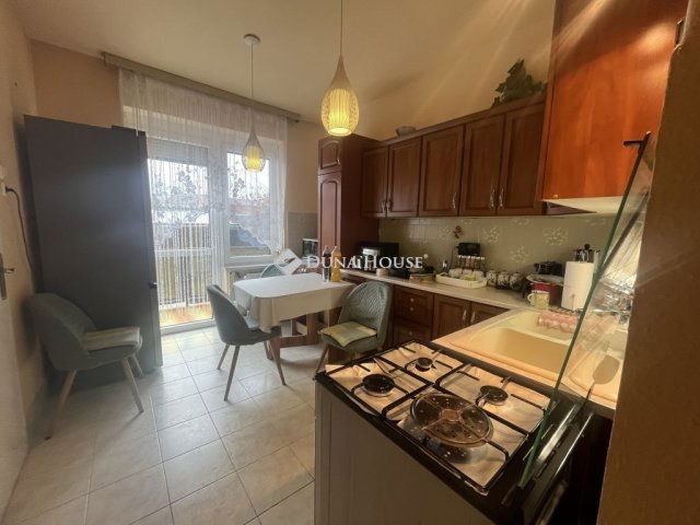 Eladó családi ház, Budapesten, XV. kerületben 179 M Ft, 3 szobás