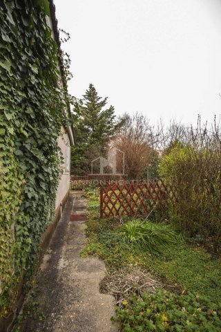 Eladó családi ház, Szentkirályszabadján 119.9 M Ft, 6 szobás