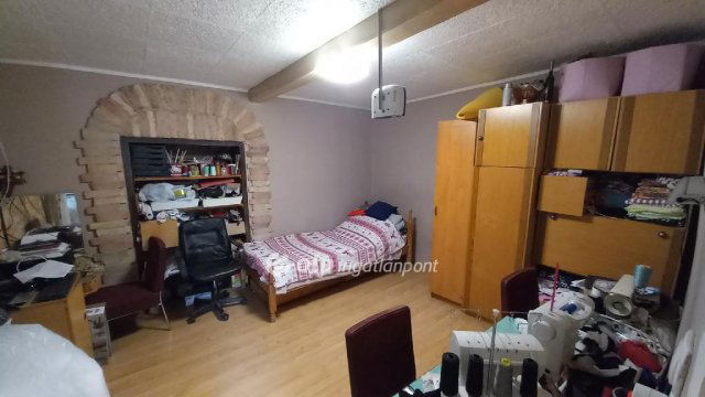 Eladó családi ház, Solton 20.9 M Ft, 3 szobás