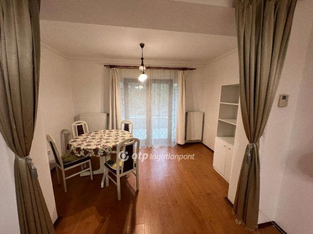 Eladó téglalakás, Budapesten, II. kerületben 139.9 M Ft