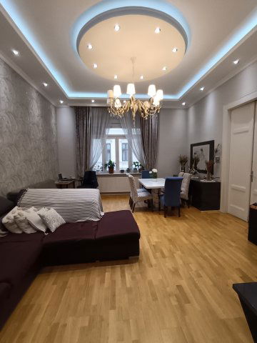 Eladó téglalakás, Budapesten, VI. kerületben 132.5 M Ft