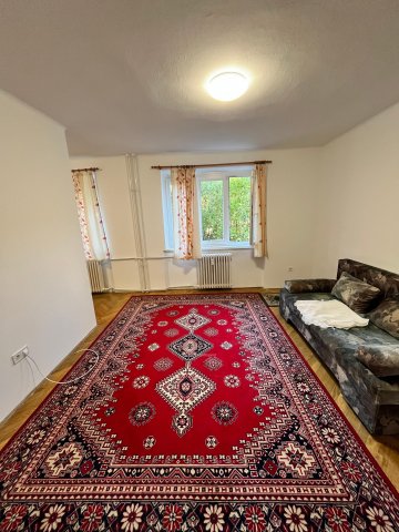 Eladó téglalakás, Dunaújvárosban 32.8 M Ft, 1+1 szobás