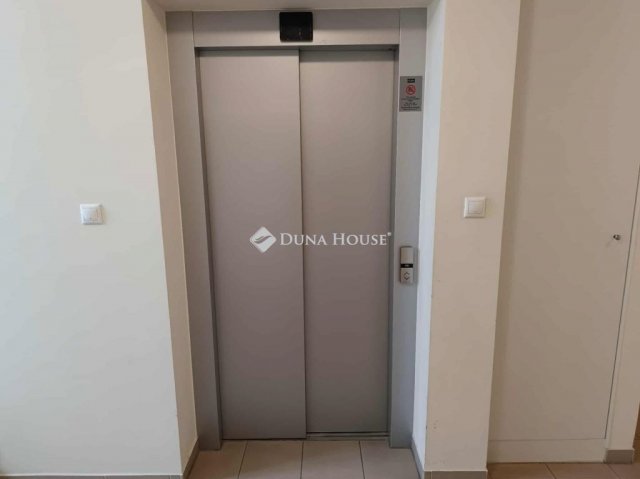 Kiadó téglalakás, albérlet, Kecskeméten 170 E Ft / hó