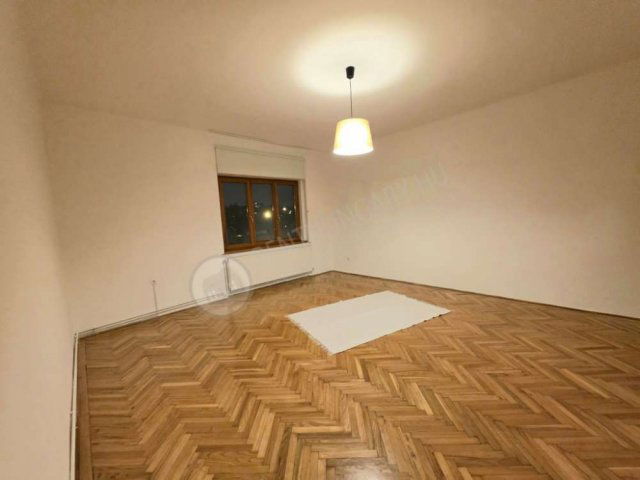 Kiadó téglalakás, albérlet, XII. kerületben, Győri úton