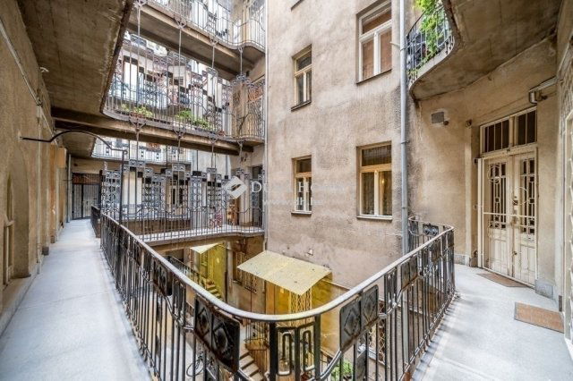 Eladó téglalakás, Budapesten, XIV. kerületben 82.9 M Ft