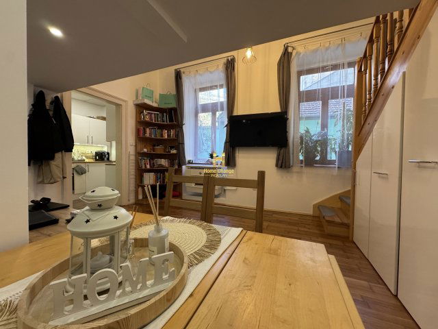 Eladó téglalakás, Budapesten, VIII. kerületben, Baross utcában