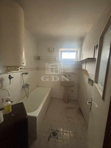 Eladó sorház, Sárváron 42.9 M Ft, 3 szobás