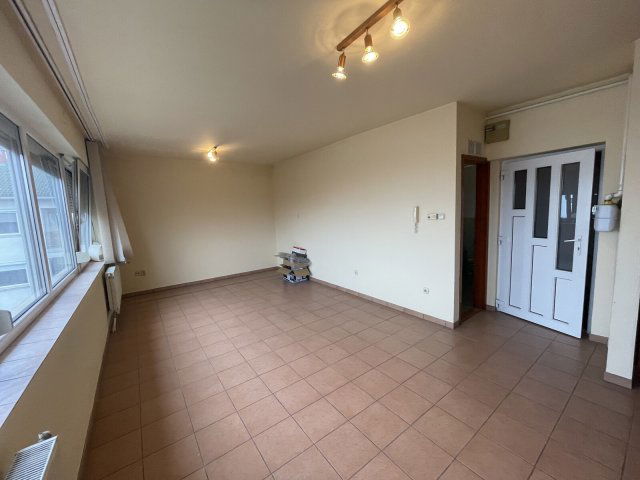 Eladó téglalakás, Nyíregyházán 29.9 M Ft, 1 szobás