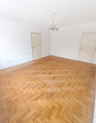 Eladó panellakás, Budapesten, VIII. kerületben, Práter utcában