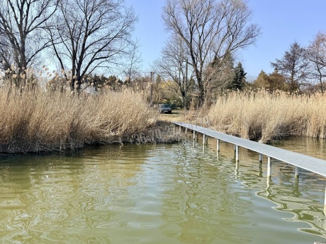 Eladó nyaraló, Oroszlányban 14.4 M Ft, 1+1 szobás