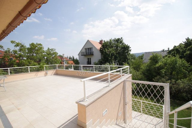 Kiadó családi ház, albérlet, Budapesten, II. kerületben