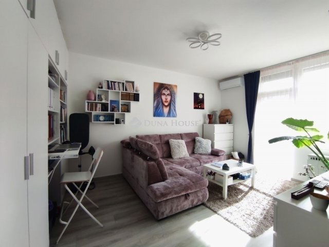 Eladó téglalakás, Budapesten, IV. kerületben 75.9 M Ft, 2 szobás