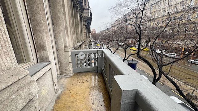 Kiadó téglalakás, albérlet, VI. kerületben, Teréz körúton