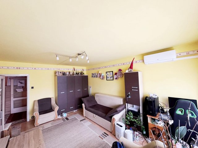 Eladó panellakás, Budapesten, XXI. kerületben 61.9 M Ft, 3 szobás