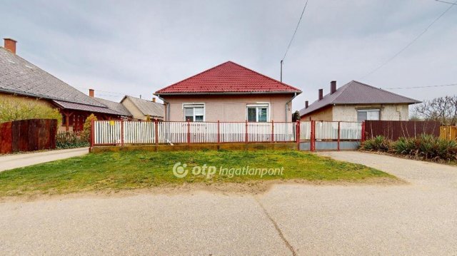 Eladó családi ház, Nyírjákón 20 M Ft, 3 szobás