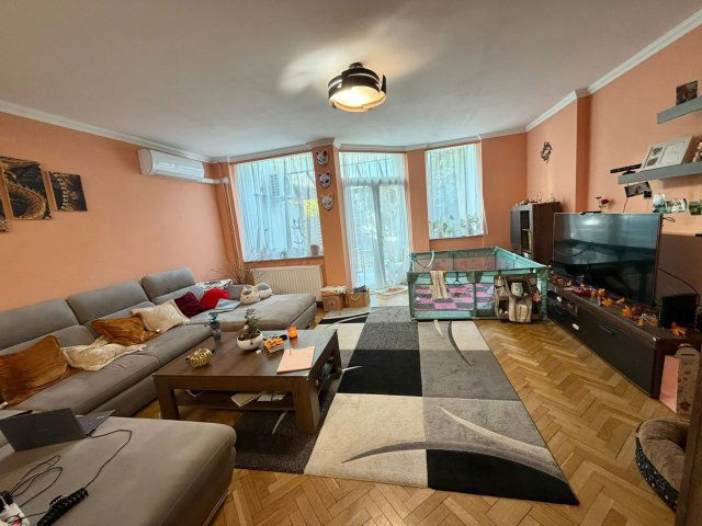 Eladó sorház, Szegeden 112 M Ft, 3+1 szobás