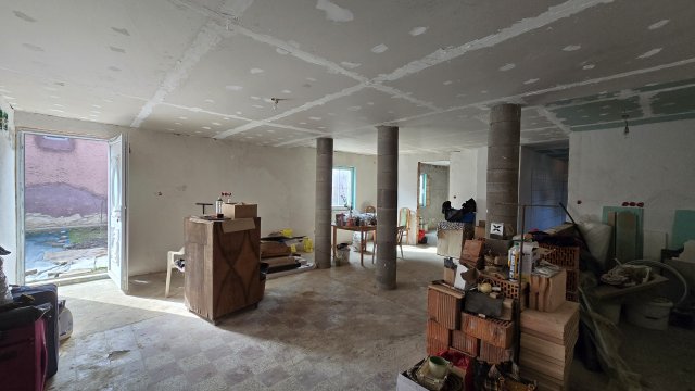 Eladó családi ház, Dunaföldváron, Pentelei úton 25 M Ft