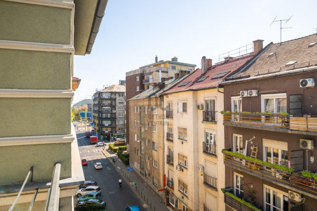 Eladó téglalakás, Budapesten, XII. kerületben 129 M Ft, 2 szobás