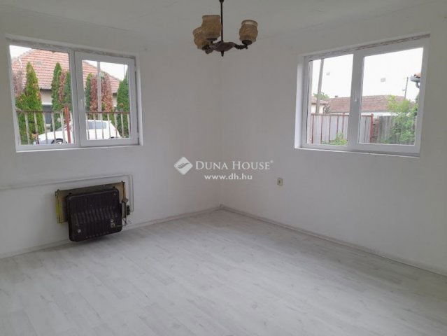 Eladó családi ház, Szabadkígyóson 28 M Ft, 3 szobás