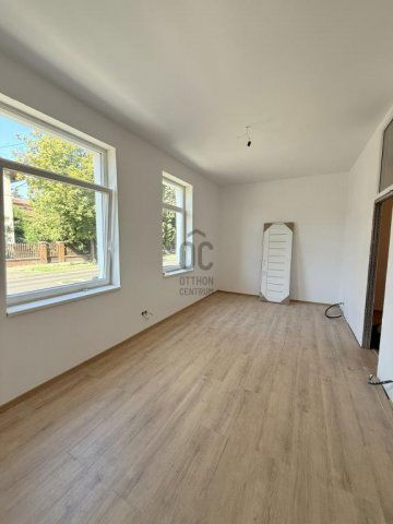 Eladó családi ház, Budapesten, XX. kerületben 42 M Ft, 1 szobás