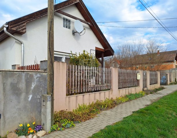 Eladó családi ház, Alcsútdobozon 69 M Ft, 3 szobás