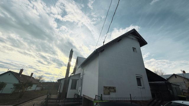 Eladó családi ház, Balatonkenesén 42.5 M Ft, 2+1 szobás