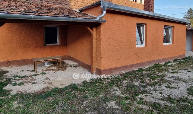 Eladó családi ház, Kemenesmihályfán 34.49 M Ft, 2+1 szobás