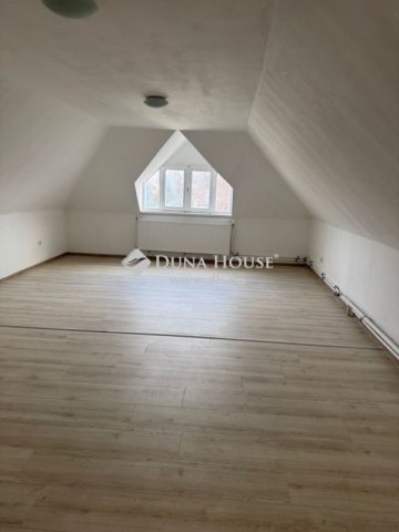 Kiadó családi ház, albérlet, Debrecenben 1456 E Ft / hó
