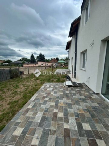 Eladó ikerház, Vasadon 77.5 M Ft, 5 szobás / költözzbe.hu