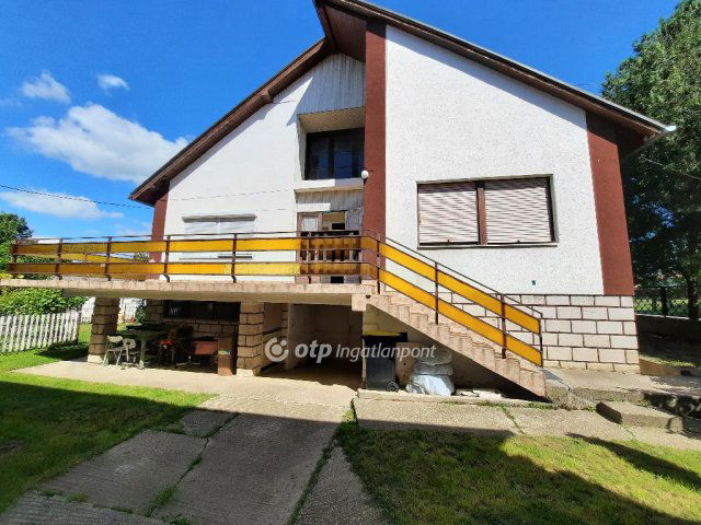 Eladó családi ház, Siófokon 78.5 M Ft, 3+1 szobás