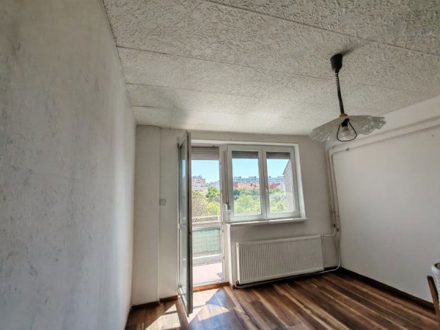 Eladó téglalakás, Budapesten, III. kerületben, Vályog utcában