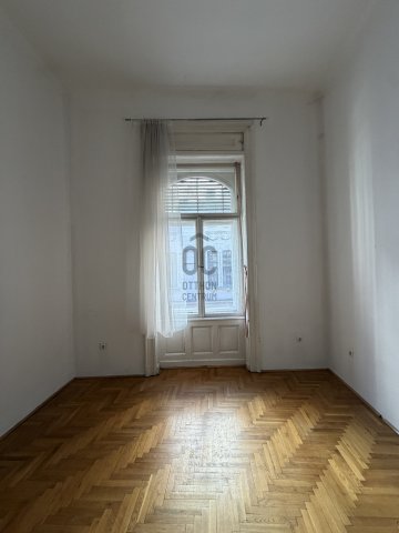 Eladó téglalakás, VIII. kerületben, Mikszáth Kálmán téren