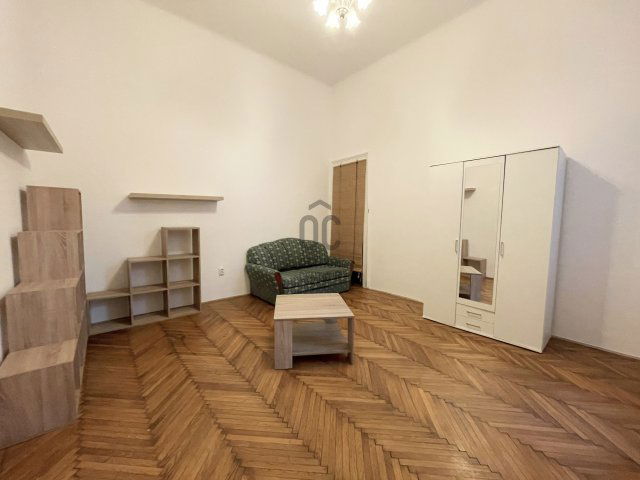 Eladó téglalakás, Budapesten, V. kerületben 75.9 M Ft, 2 szobás