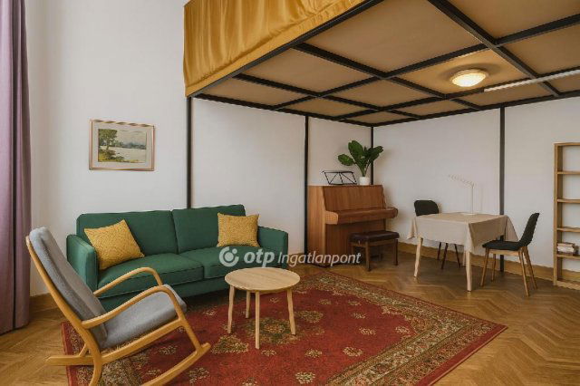 Eladó téglalakás, Budapesten, VI. kerületben 59.9 M Ft, 2 szobás
