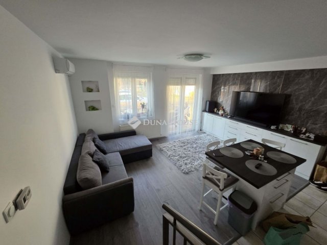 Eladó téglalakás, Budapesten, XIV. kerületben 137 M Ft, 3 szobás