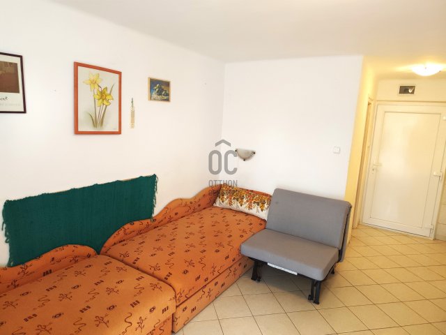 Eladó nyaraló, Balatonlelleén 37.5 M Ft, 1 szobás