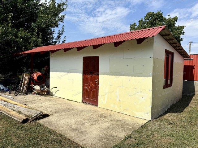 Eladó családi ház, Nyírcsaholyon 21.9 M Ft, 1+3 szobás