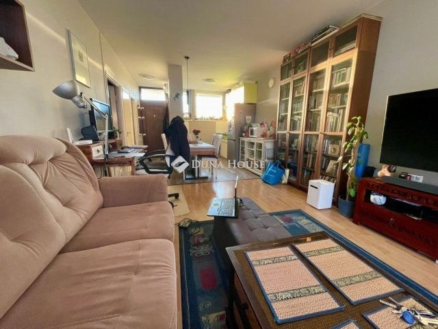 Eladó téglalakás, Kecskeméten 52.5 M Ft, 2 szobás